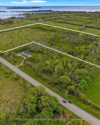 00 Loyalist Parkway, Prince Edward County