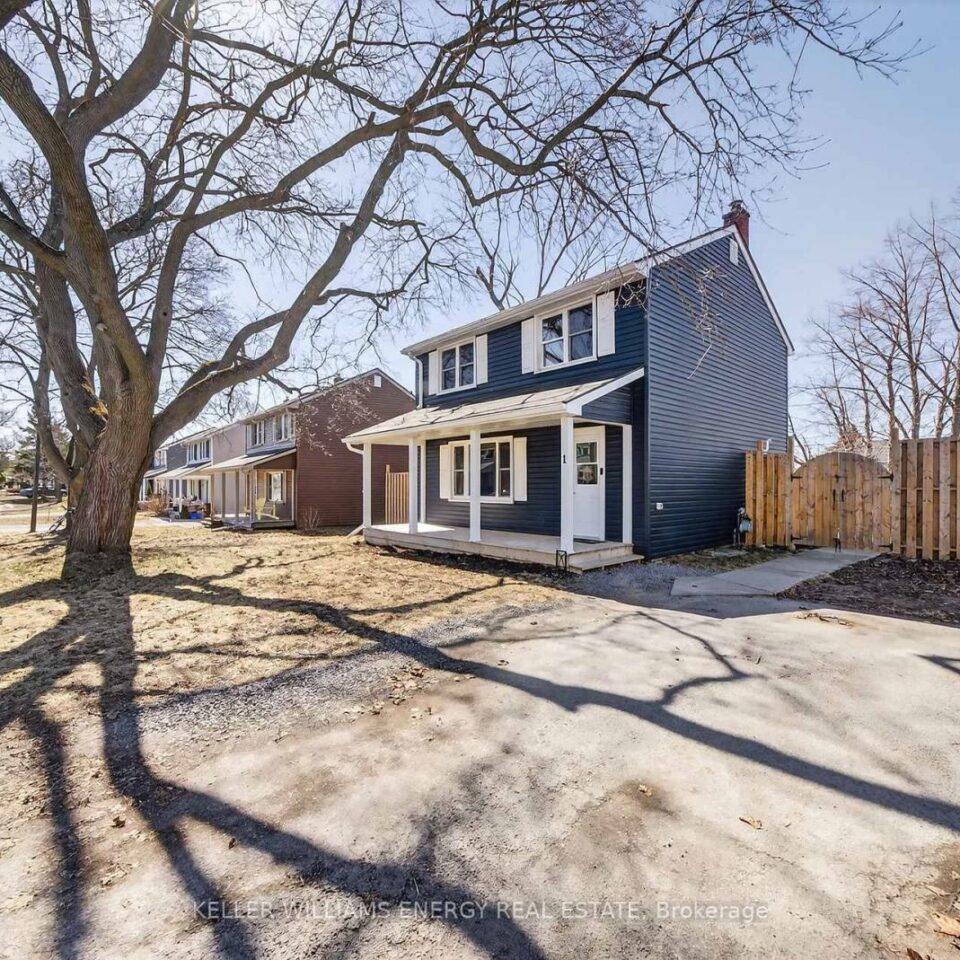 1 Diver Belt Drive, Prince Edward County