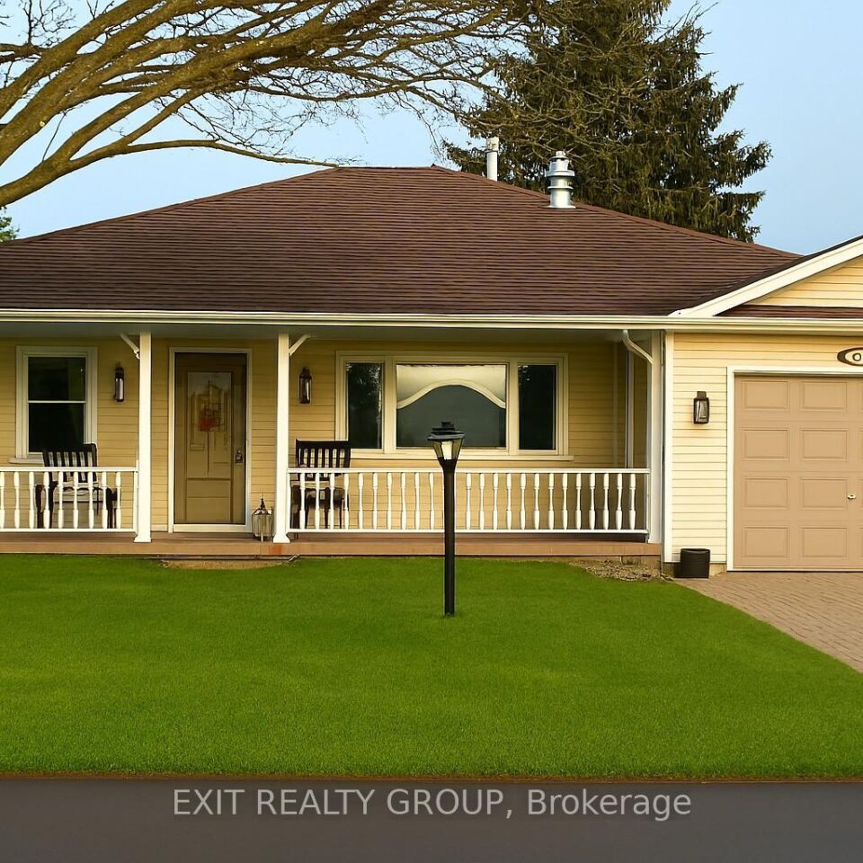 1 Quaker Court, Prince Edward County
