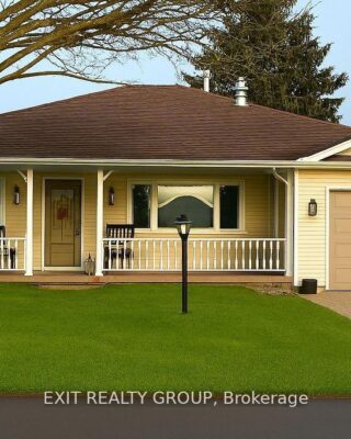 1 Quaker Court, Prince Edward County