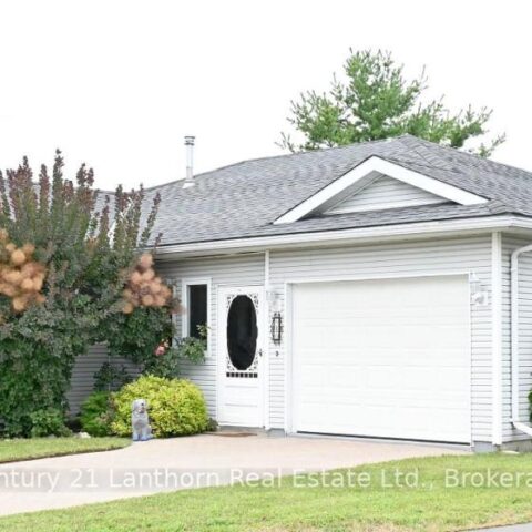 1 Reynolds Place N, Prince Edward County