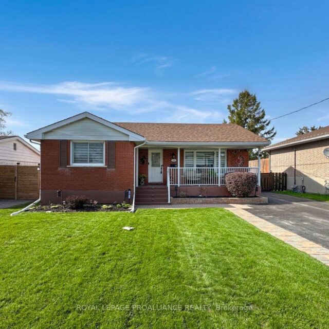10 Chown Crescent, Belleville