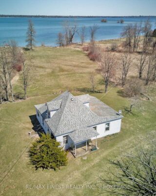 10 Front Road, Loyalist (lennox And Addington – South)