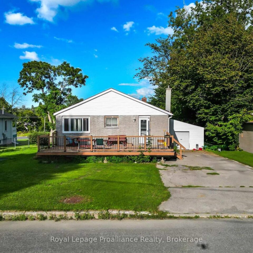10 Wooler Road, Quinte West