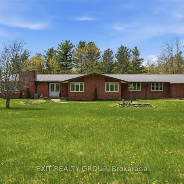 1001 Baptist Church Road, Quinte West