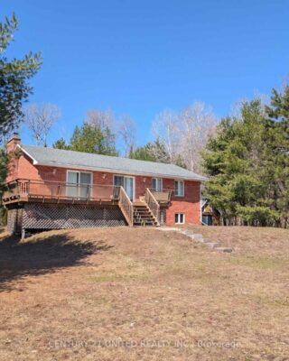 1012 Papineau Lake Road, Hastings Highlands