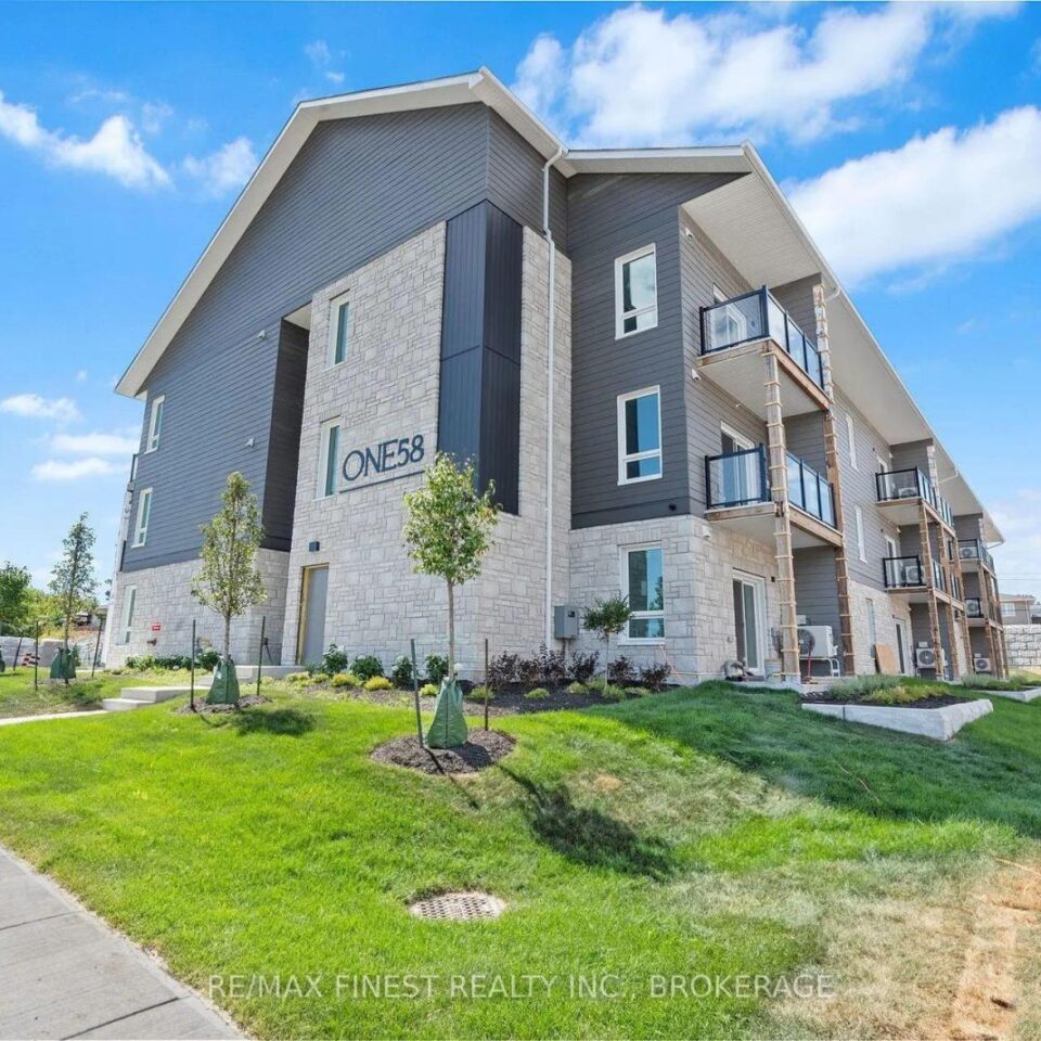 102 – 158 Heritage Park Drive, Greater Napanee