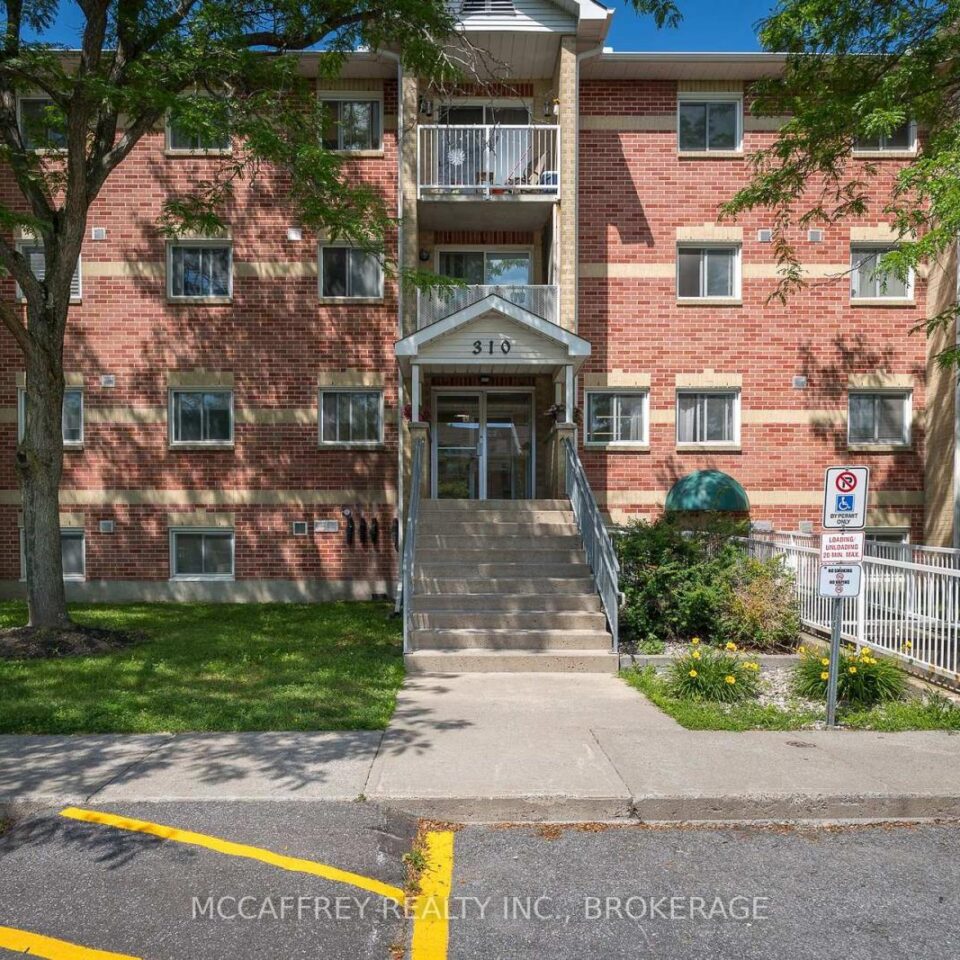 103 – 310 Kingsdale Avenue, Kingston