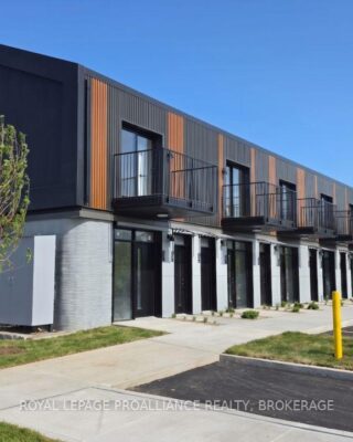 103 – 425 Fourth Street, Gananoque