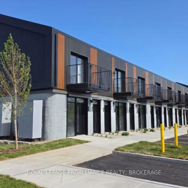 103 – 425 Fourth Street, Gananoque