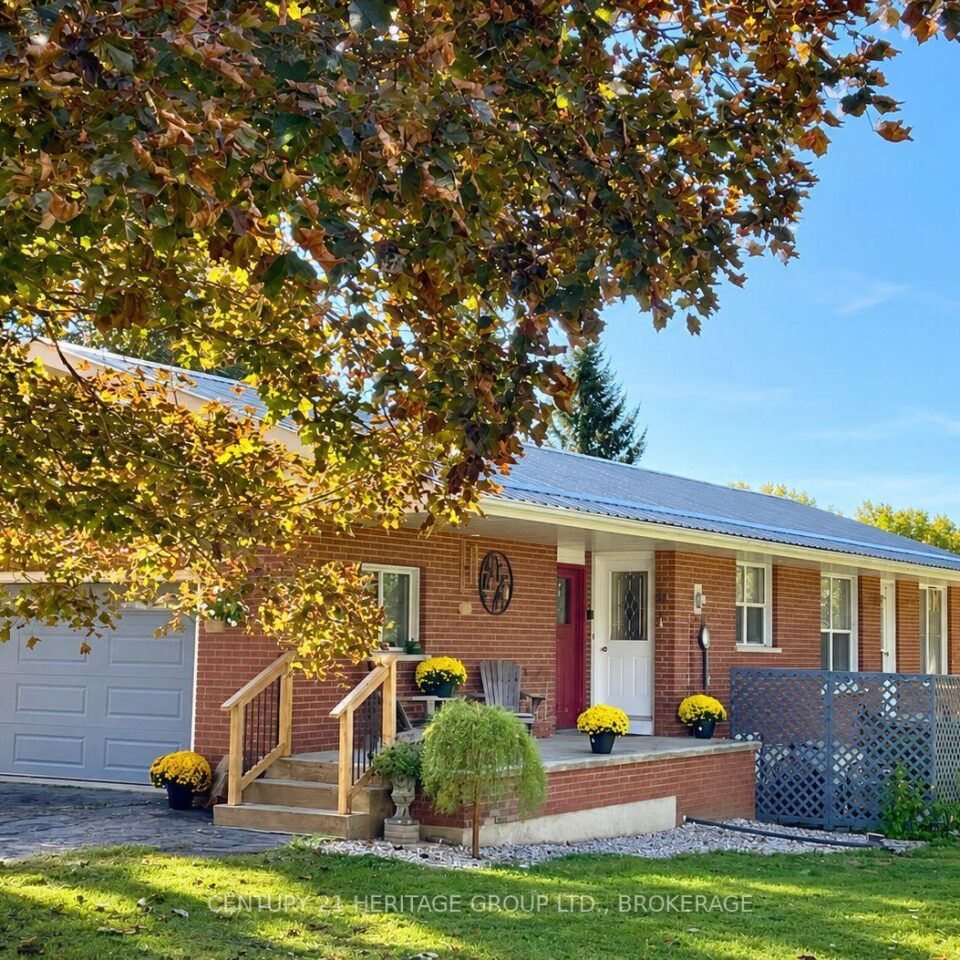 103 Rocklind Close Lane, Front Of Leeds & Seeleys Bay