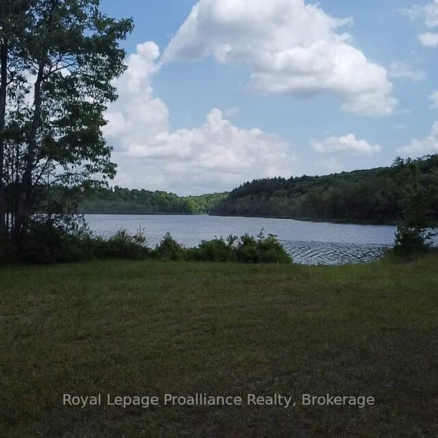 1033 Waterworth Lane, North Frontenac