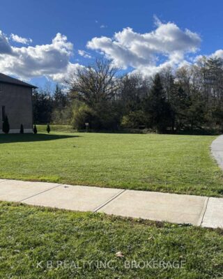 104 Cherrywood Parkway, Greater Napanee