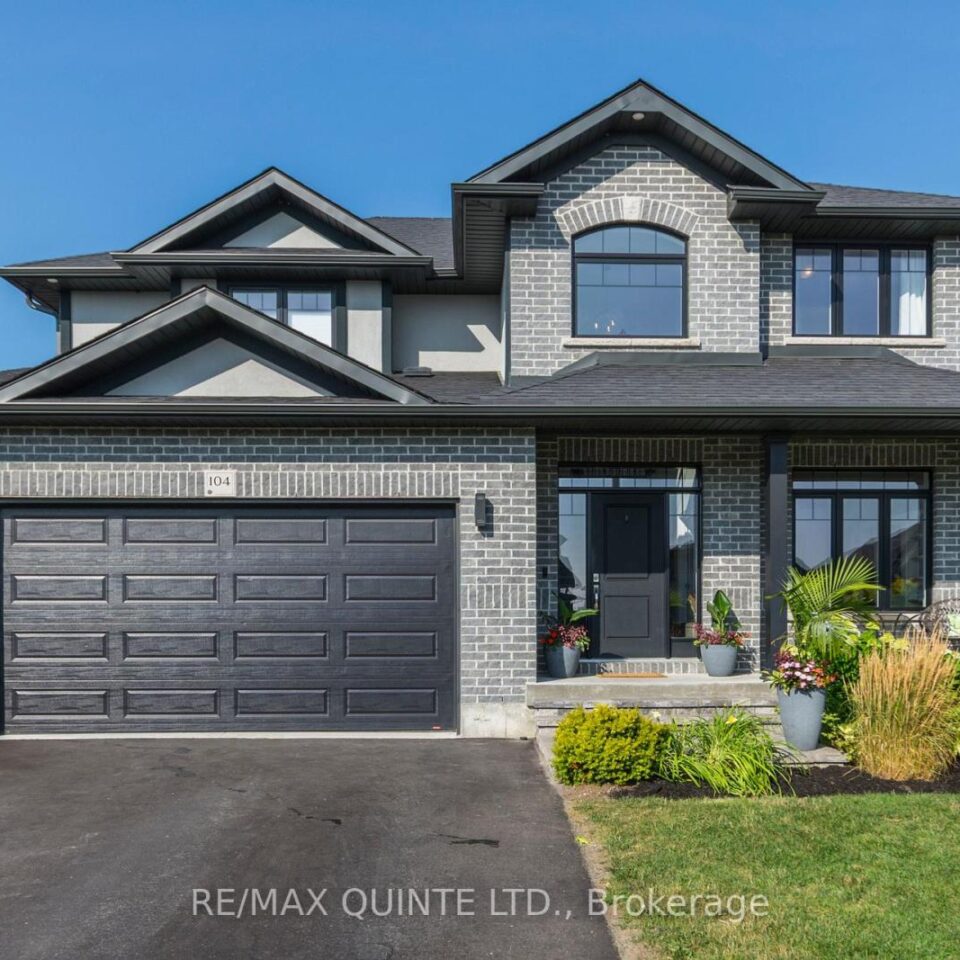 104 Hampton Ridge Drive, Belleville