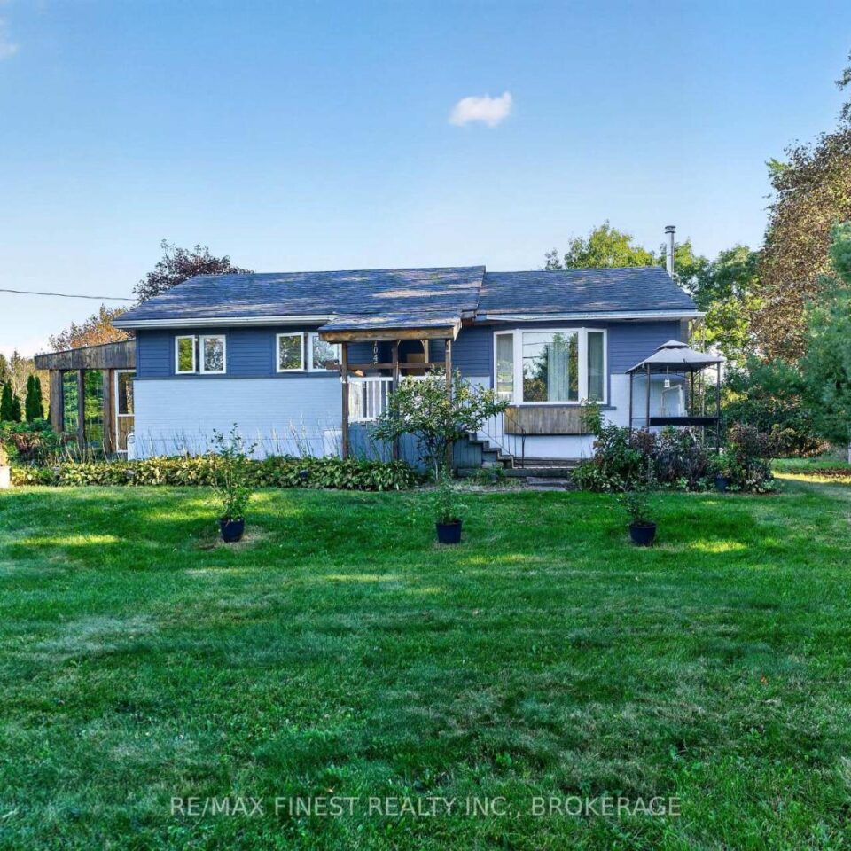 1045 Middle Road, Kingston