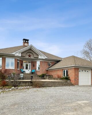 1049 County Road 23, Prince Edward County