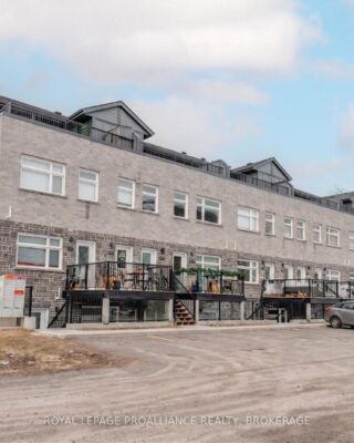 105 – 809 Development Drive, Kingston