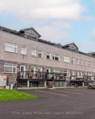 105 – 809 Development Drive, Kingston