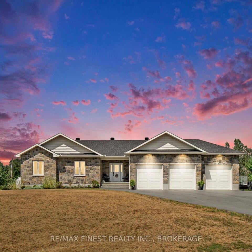 10541 Wylie Way, North Dundas