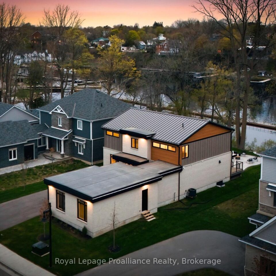 107 Villeneuve Drive, Prince Edward County
