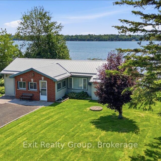 1083 Lakeside Drive, Prince Edward County