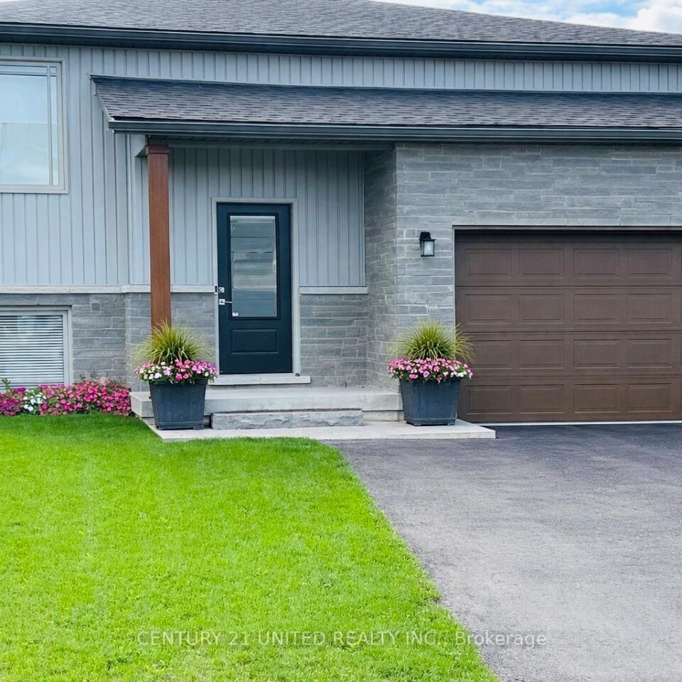 109 Meagan Lane, Quinte West