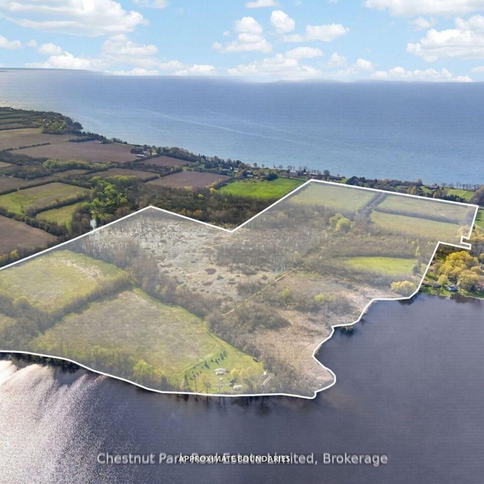 1092 Huycks Point Road, Prince Edward County