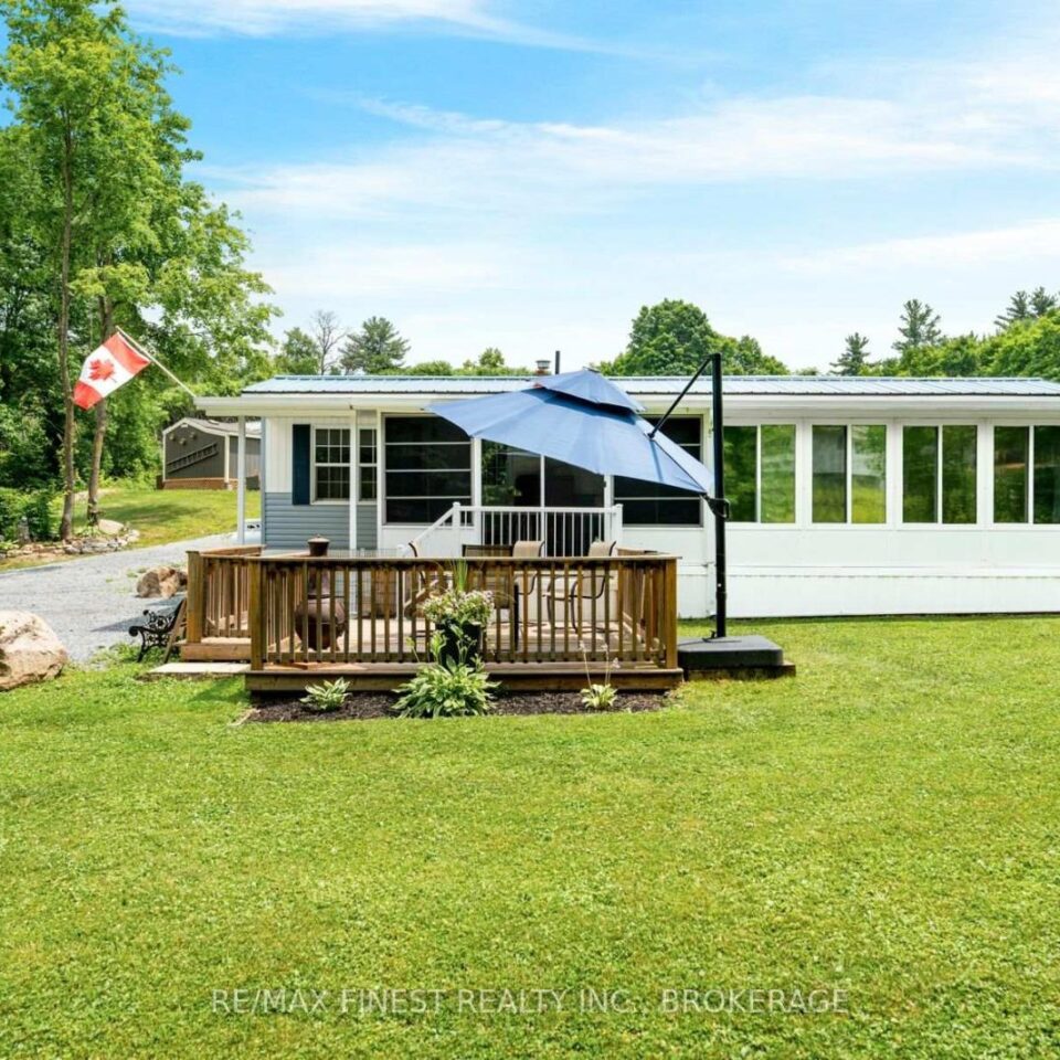 1096 Moon Road, Frontenac (frontenac Centre)