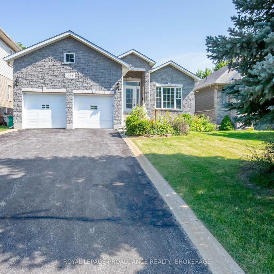 1098 Coverdale Drive, Kingston