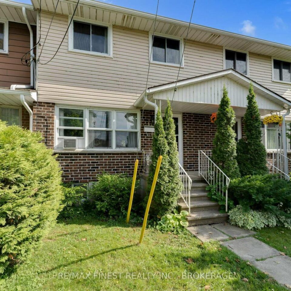 11 – 23 Addington Street, Loyalist (amherstview)