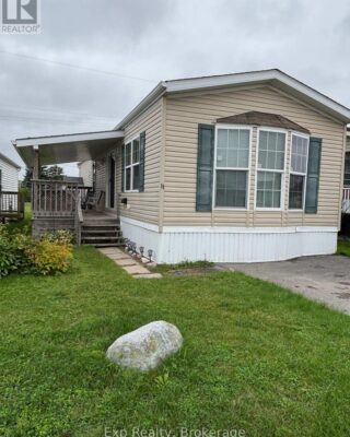11 – 311 Dundas Street E, Quinte West