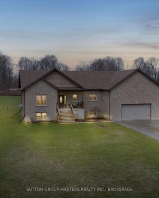 11 Dawson Drive, Gananoque