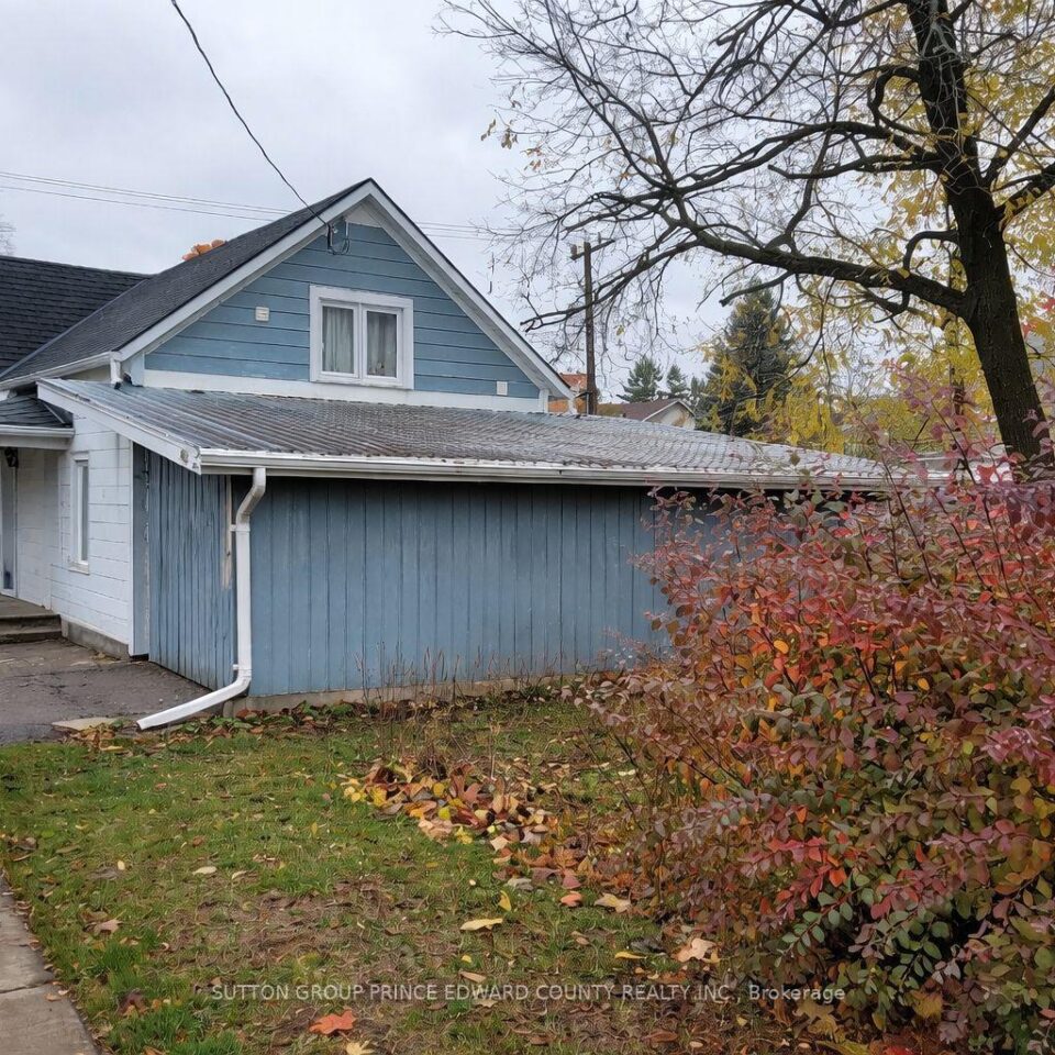 11 Low Street, Prince Edward County