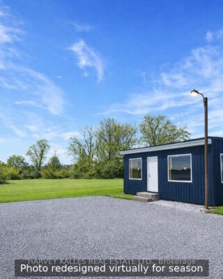 11 Melville Road, Prince Edward County