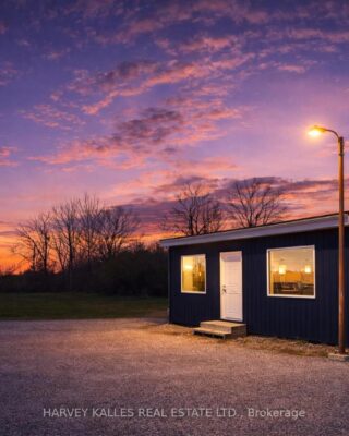 11 Melville Road, Prince Edward County