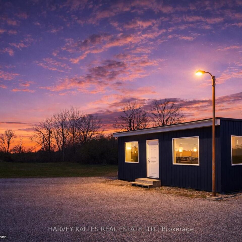 11 Melville Road, Prince Edward County