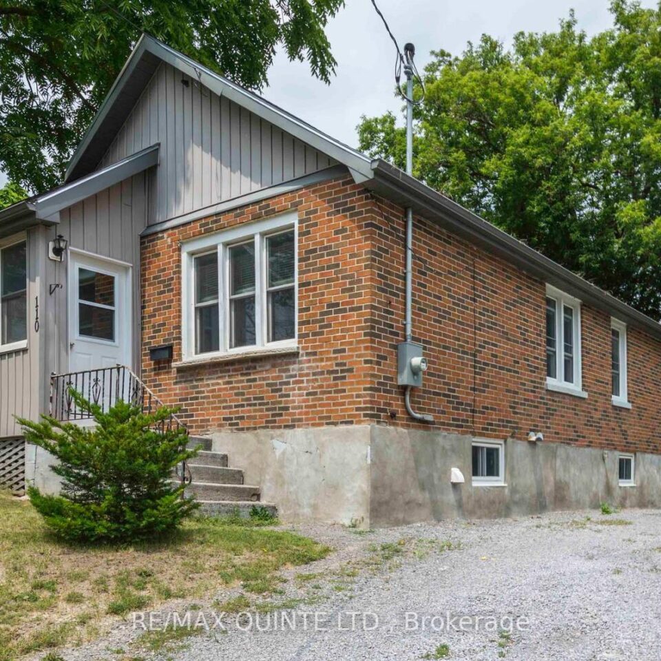 110 Moira Street W, Belleville