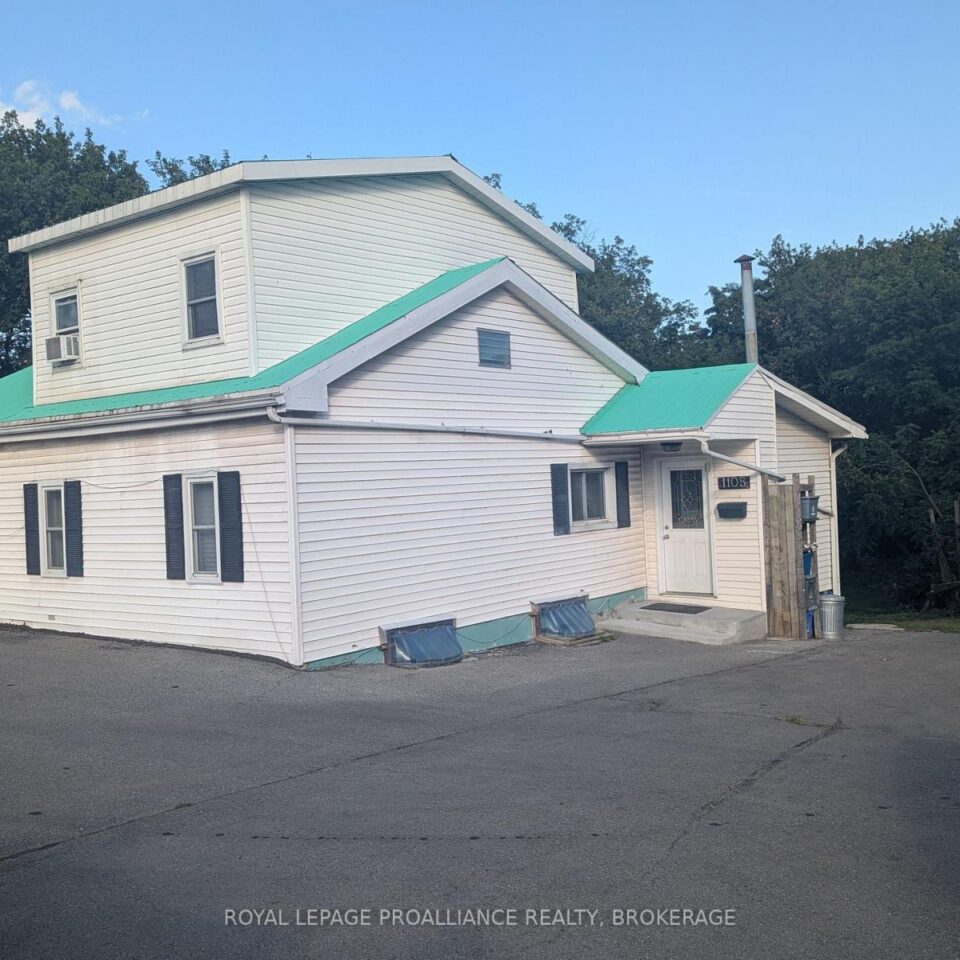 1105 Montreal Street, Kingston