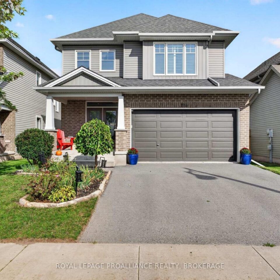 1118 Escala Crescent, Kingston