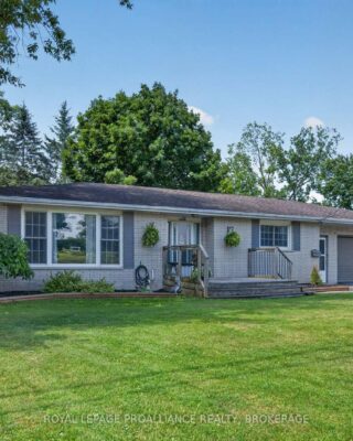 112 County Road 8, Greater Napanee