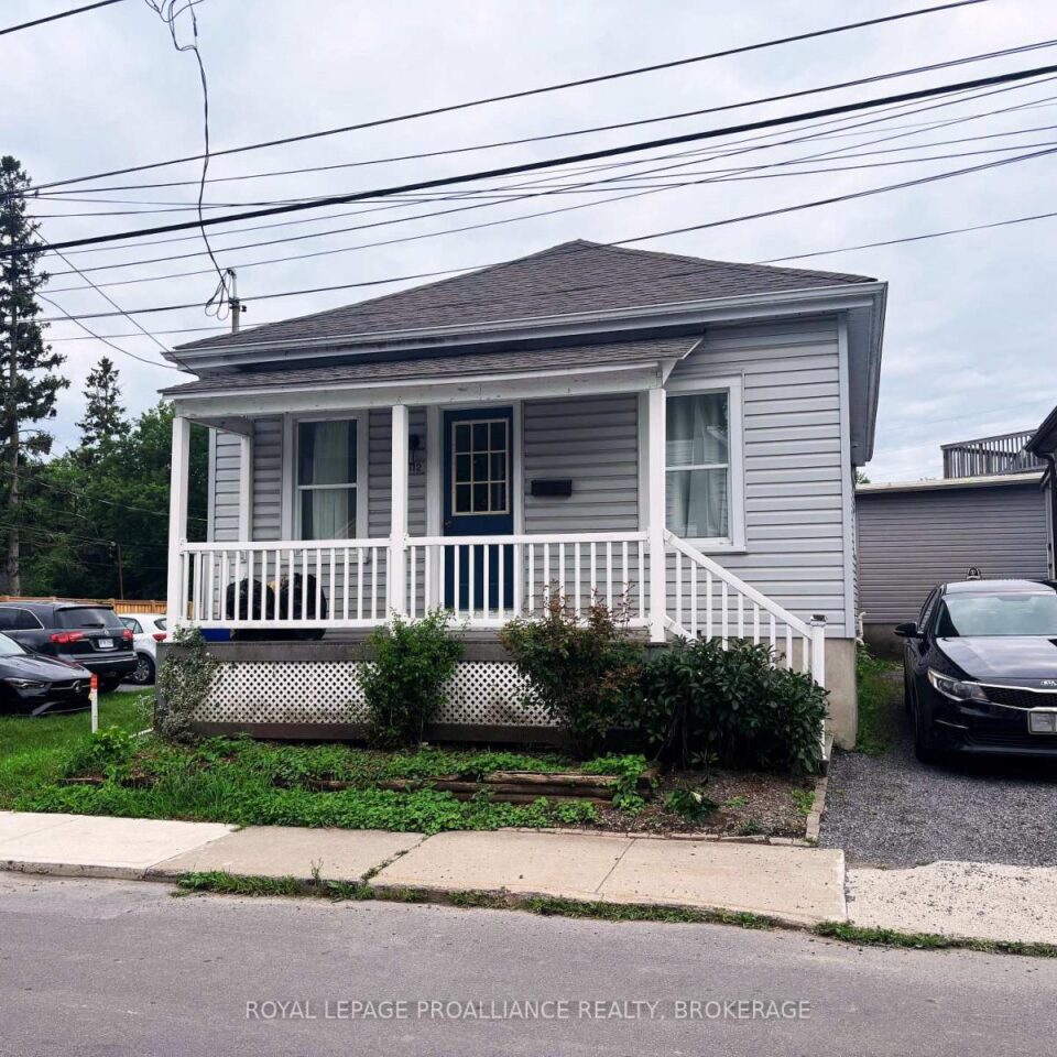 112 Main Street, Kingston