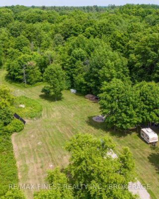 1128 Hill Road, Frontenac