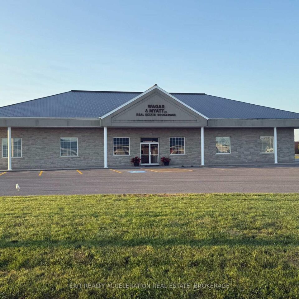 112a Industrial Boulevard, Greater Napanee (greater Napanee)