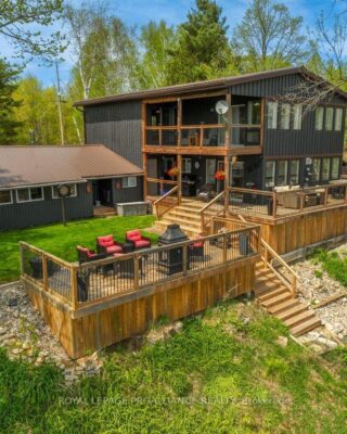 1130 Hummingbird Lane, Central Frontenac