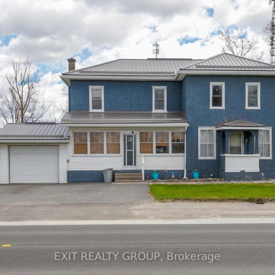 11368 Hwy 62, Centre Hastings