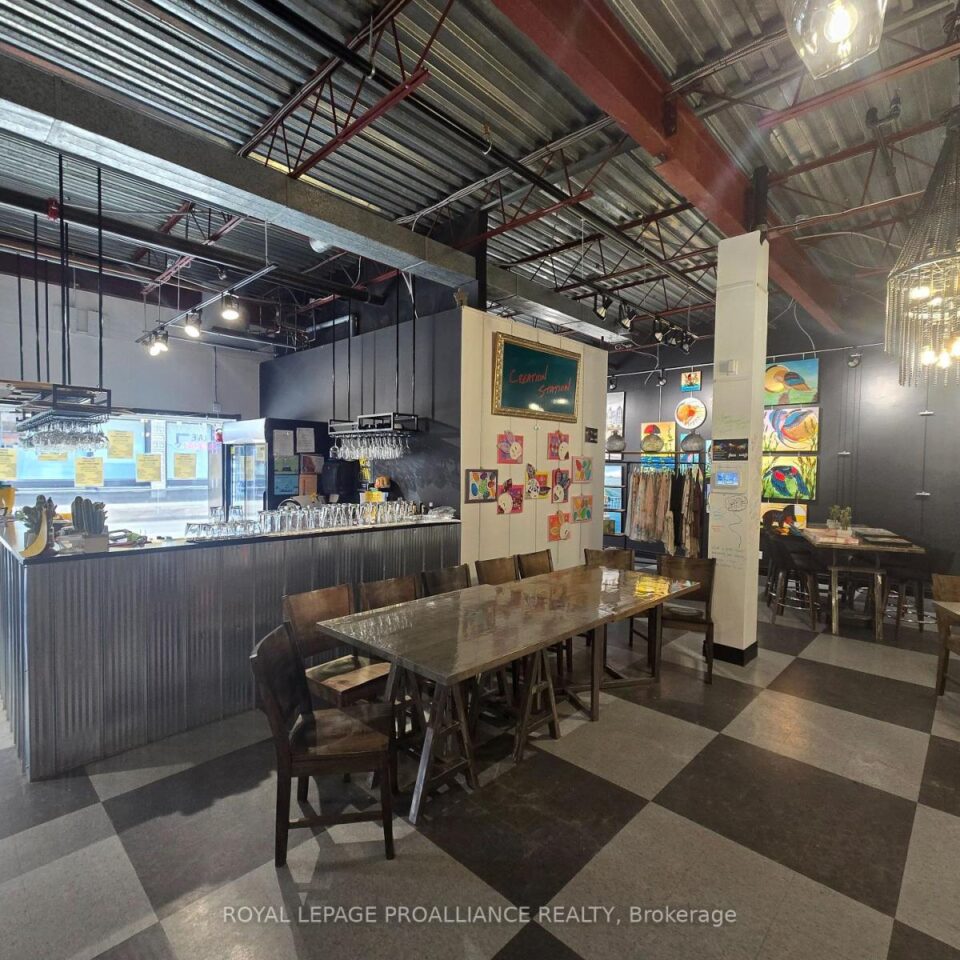 114 – 22 Front Street, Quinte West