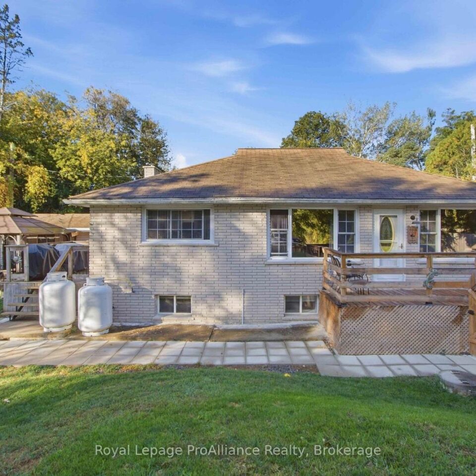 114 Catherine Street, Quinte West