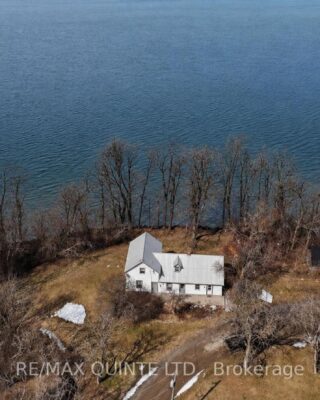 115 Gibson Road, Prince Edward County