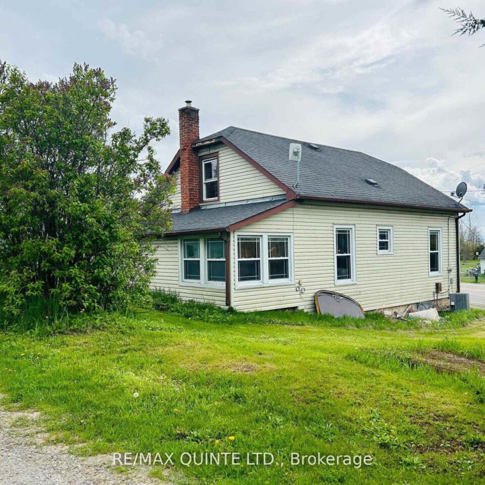 1156-b Highway 37 North Highway, Belleville