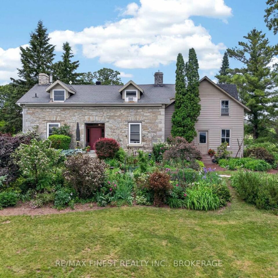 1158 County Road 27, Stone Mills